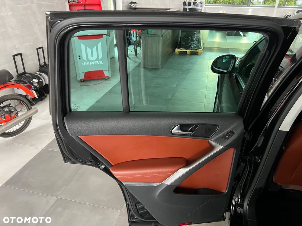 Volkswagen Tiguan 2.0 TDI DPF BlueMotion Technology Freestyle - 21