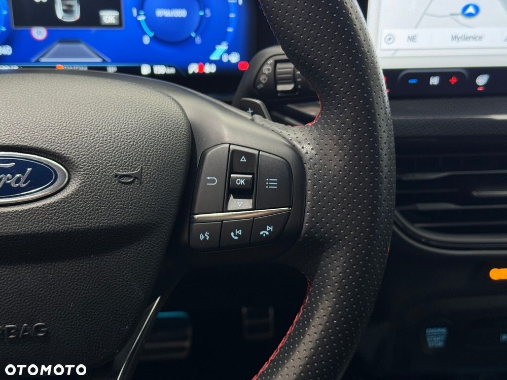 Ford Focus - 24