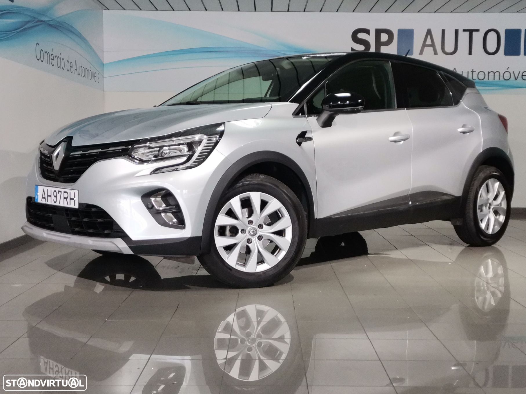 Renault Captur 1.0 TCe Exclusive - 1