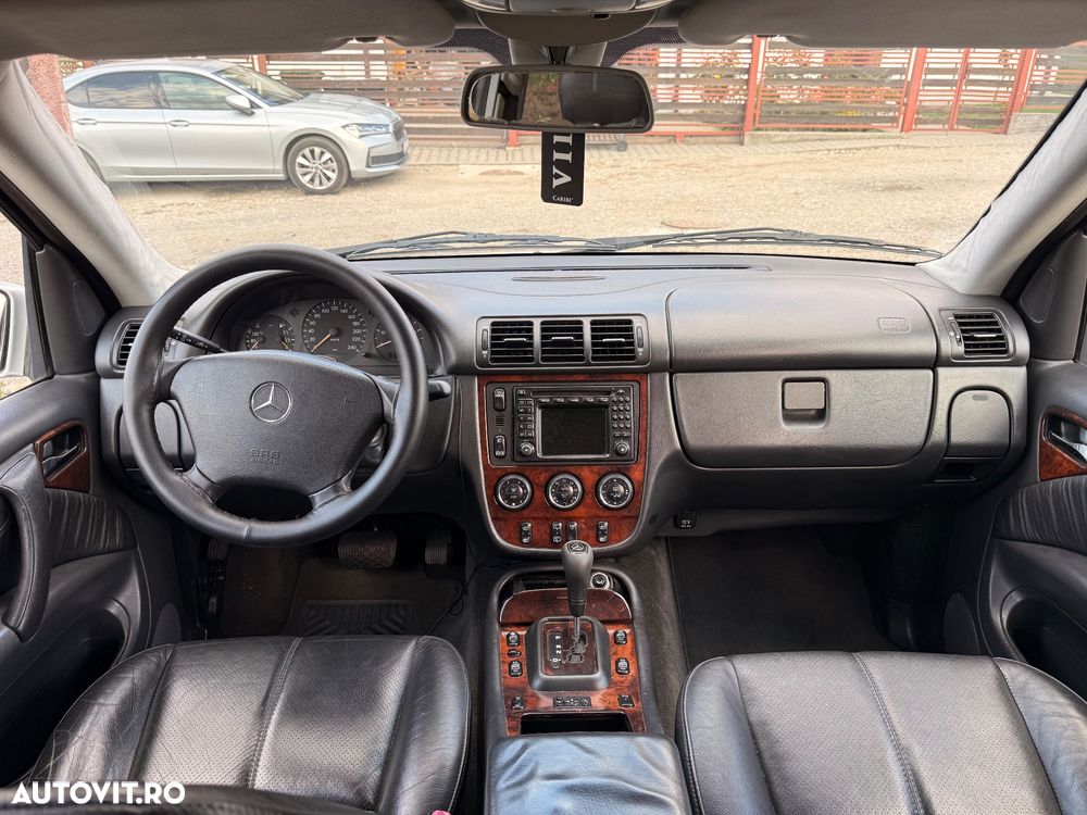 Mercedes-Benz ML - 8