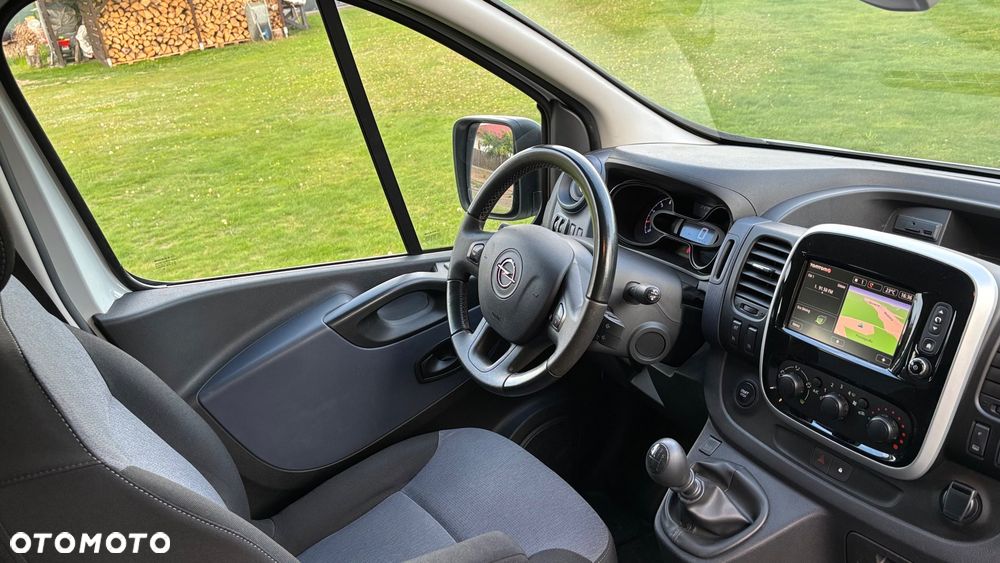 Opel Vivaro L2H1 2.9t Elegance - 10