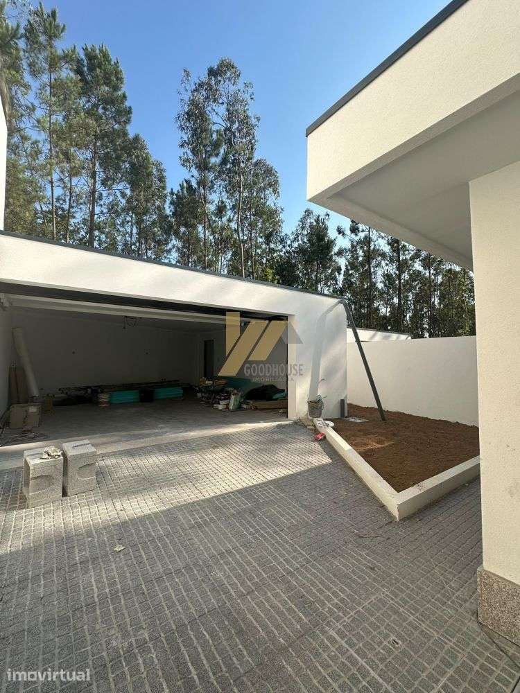 Moradia térrea T3 - Grande imagem: 2/14