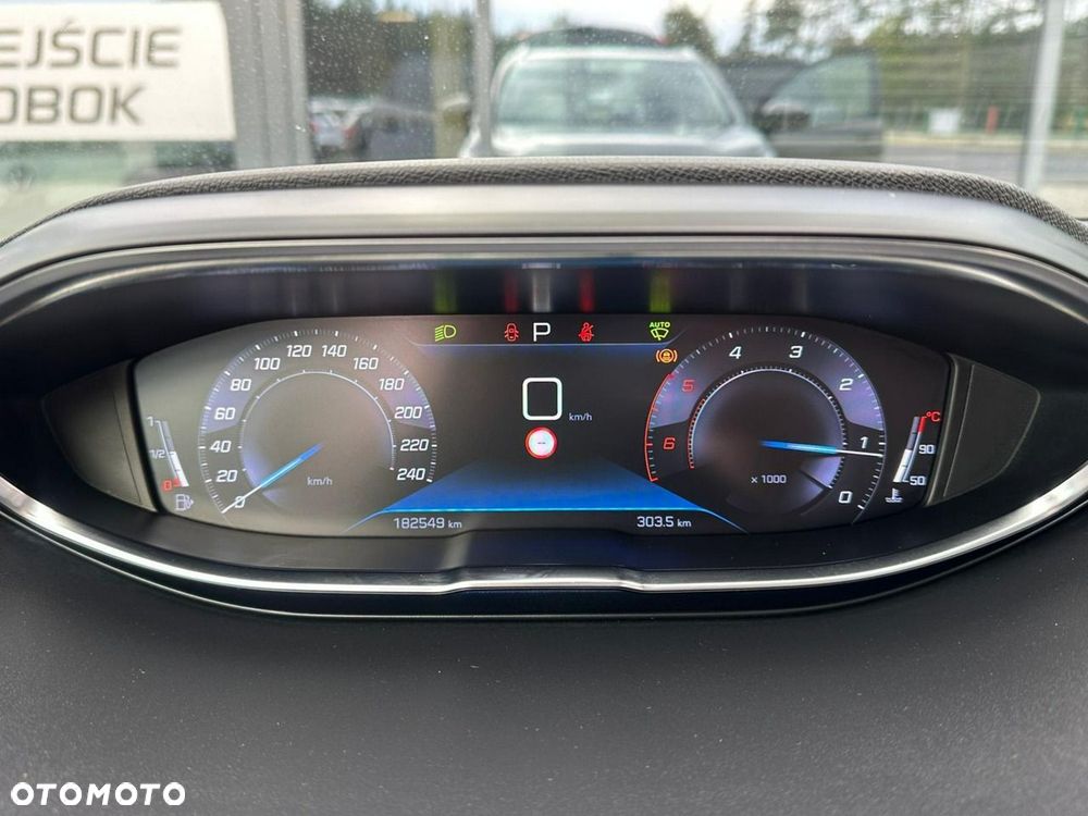 Peugeot 5008 1.5 BlueHDi Active S&S EAT8 - 21
