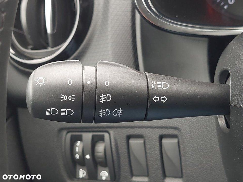 Renault Clio - 19