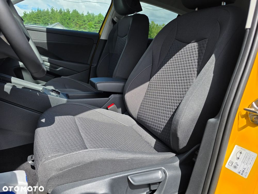 Volkswagen T-Roc 1.5 eTSI Life DSG - 19
