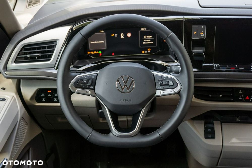 Volkswagen Multivan - 21