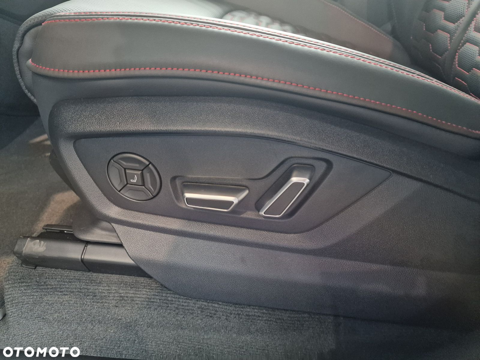 Audi RS Q8 - 13