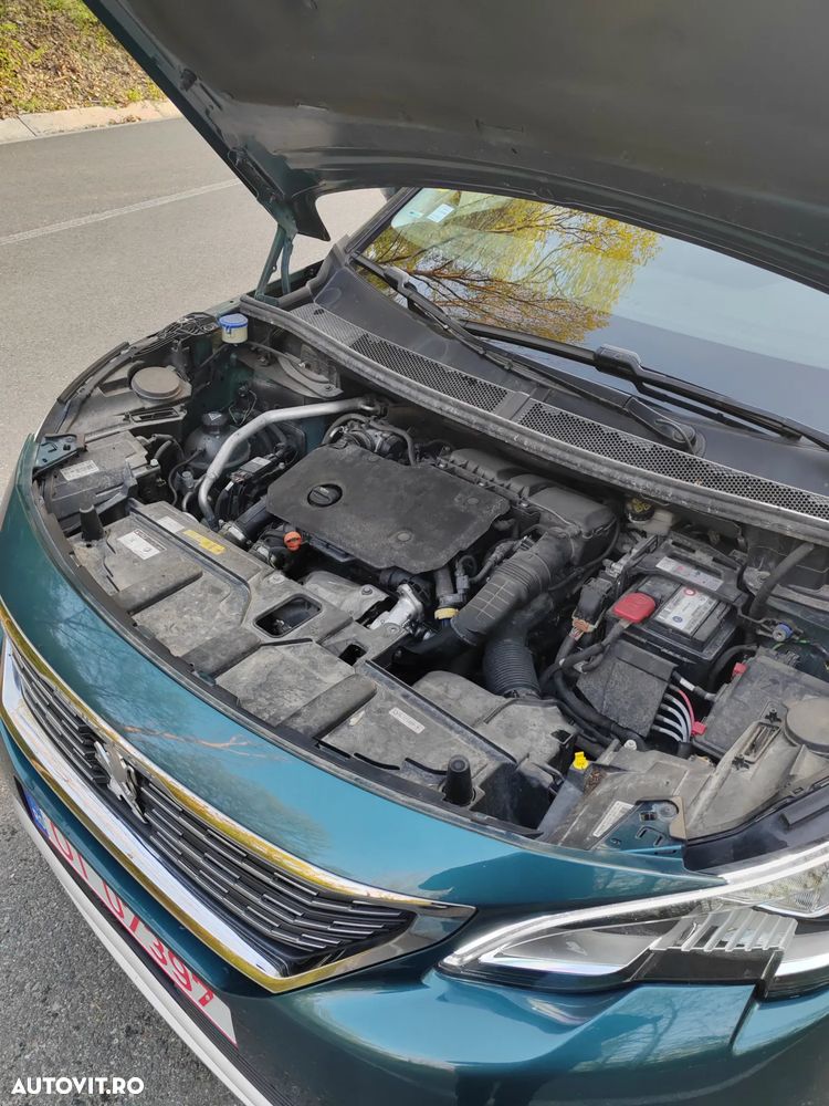 Peugeot 5008 1.5L BlueHDI EAT8 S&S Allure - 37