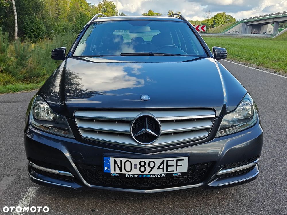 Mercedes-Benz Klasa C 200 CDI DPF (BlueEFFICIENCY) 7G-TRONIC Avantgarde - 20