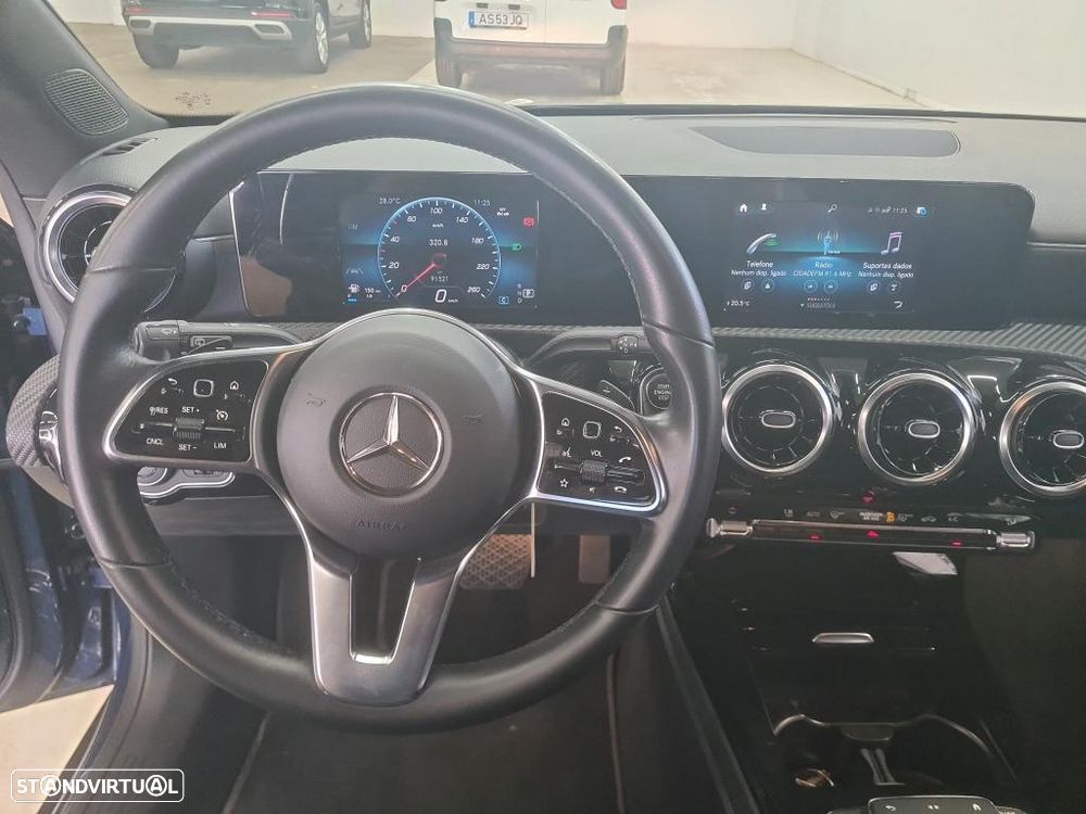 Mercedes-Benz CLA 180 d - 9