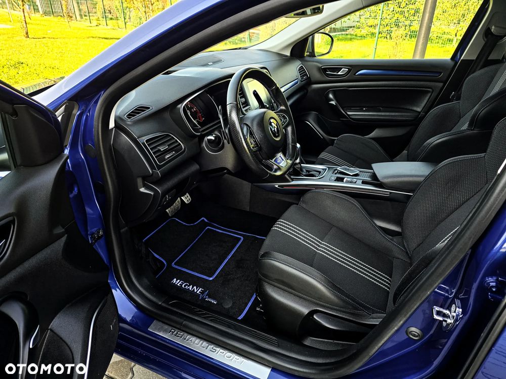 Renault Megane 1.6 TCe GT EDC - 33