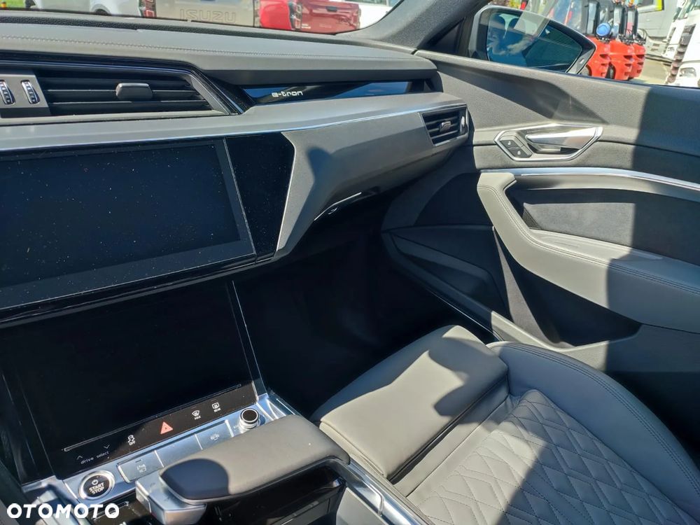 Audi e-tron 55 Quattro S Line - 18