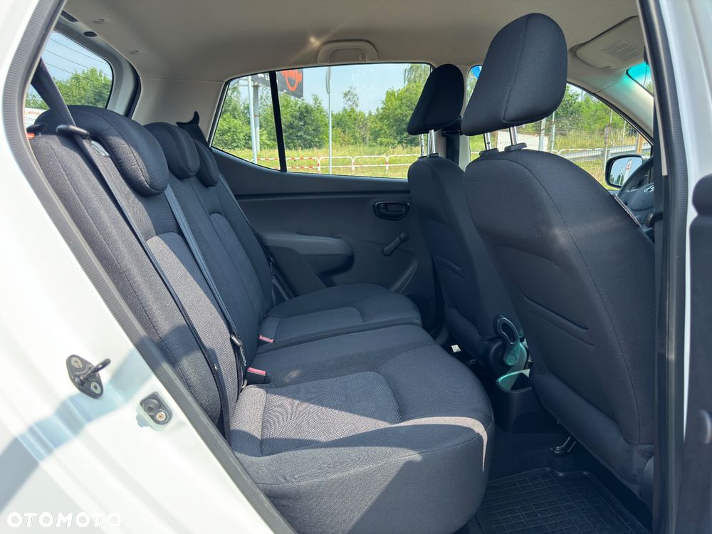 Hyundai i10 - 21