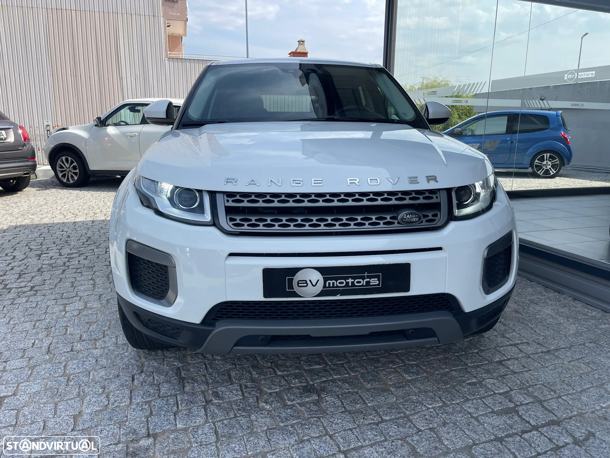 Land Rover Range Rover Evoque 2.0 eD4 SE Dynamic - 3