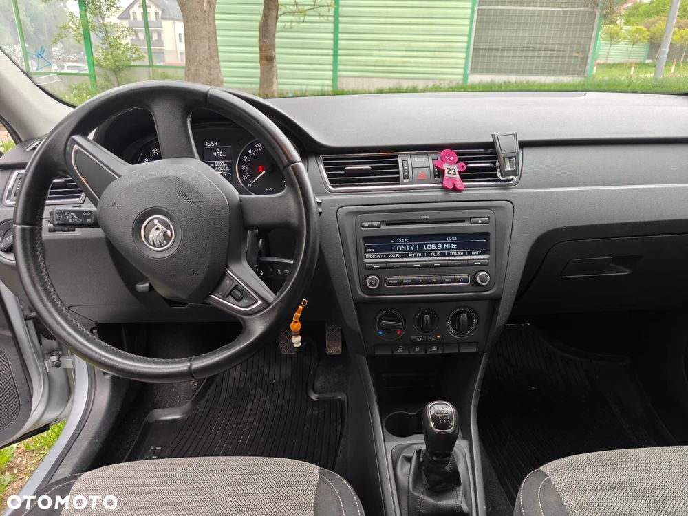 Skoda RAPID 1.2 TSI Elegance - 8