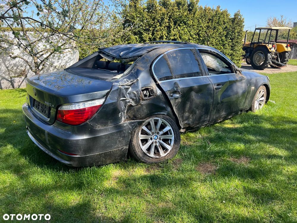 BMW Seria 5 520d Edition Sport - 4