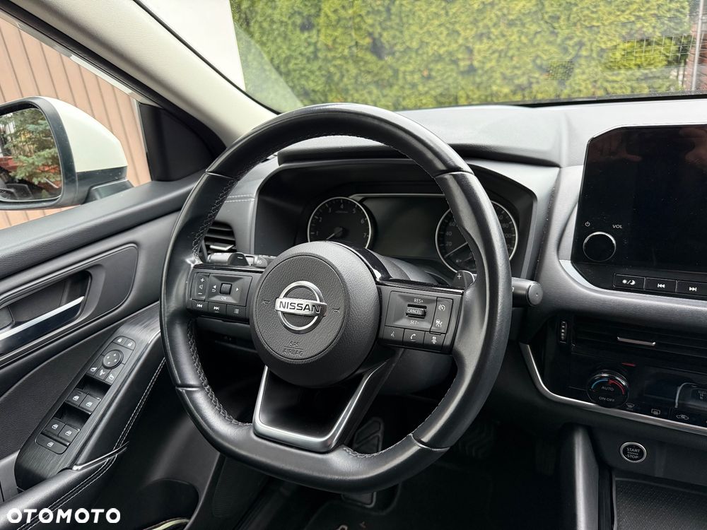 Nissan Qashqai 1.3 DIG-T N-Connecta DCT - 14