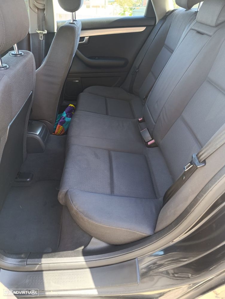 Audi A4 Avant 1.9 TDI multitronic S-Line - 10