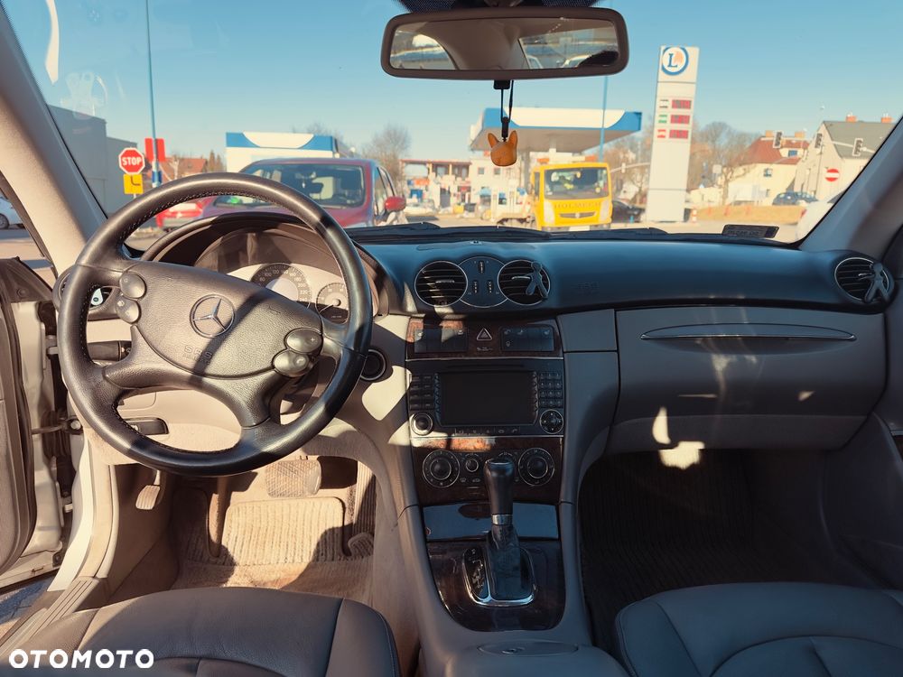 Mercedes-Benz CLK 320 CDI 7G-TRONIC Elegance - 18