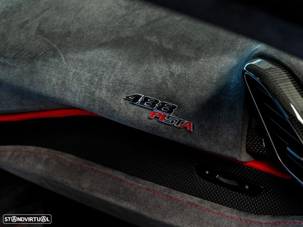 Ferrari 488 Pista - 8