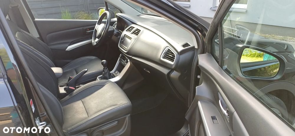 Suzuki SX4 S-Cross 1.6 VVT 4x4 limited+ - 7