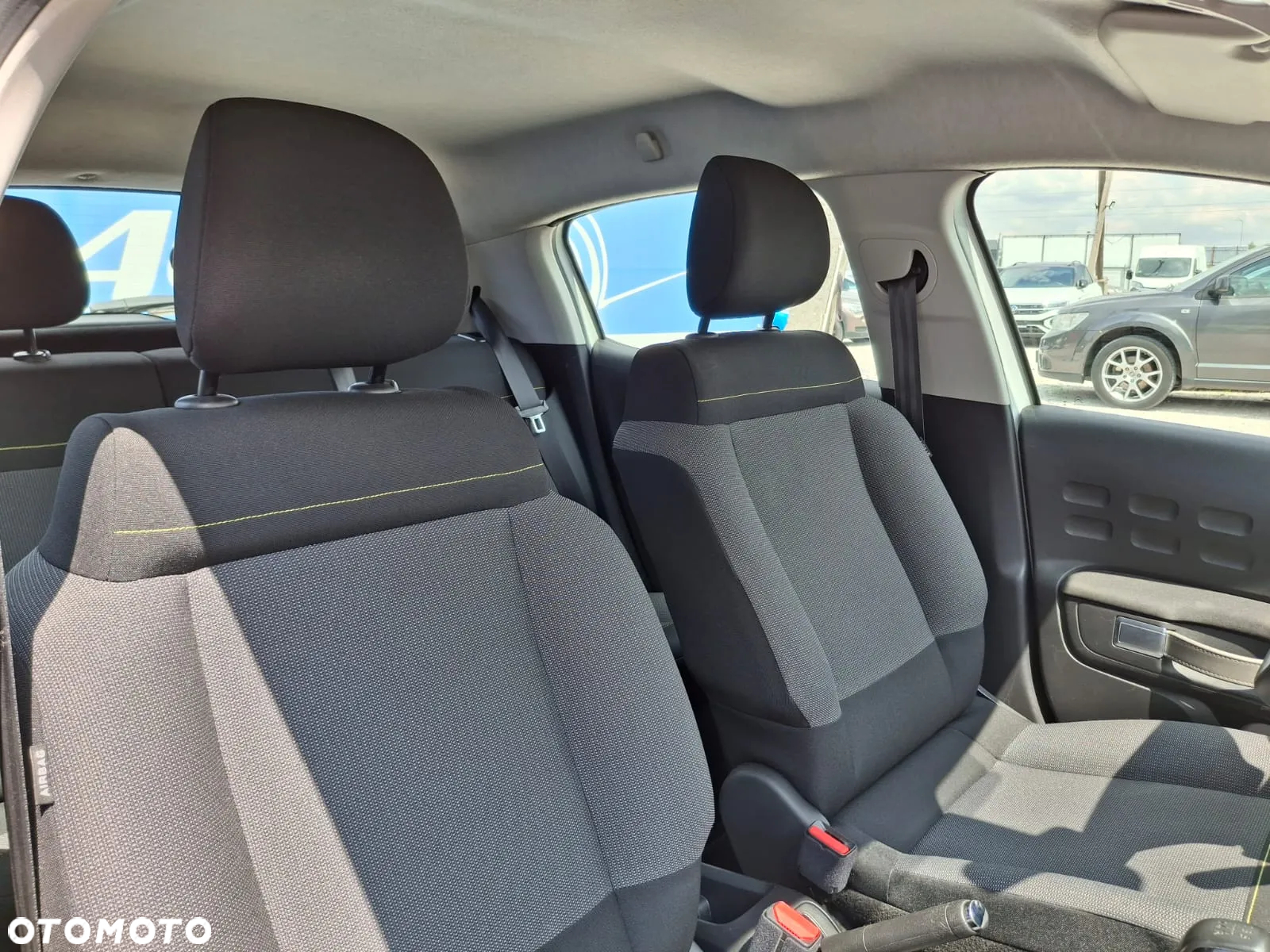 Citroën C3 1.2 PureTech C-Series - 17