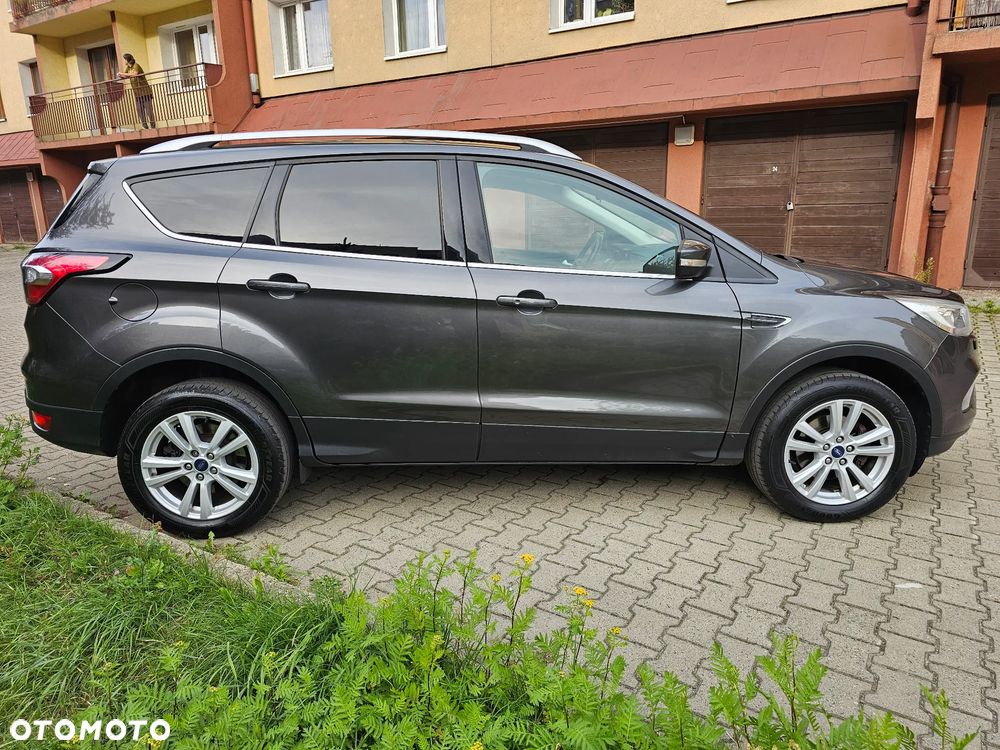 Ford Kuga - 3