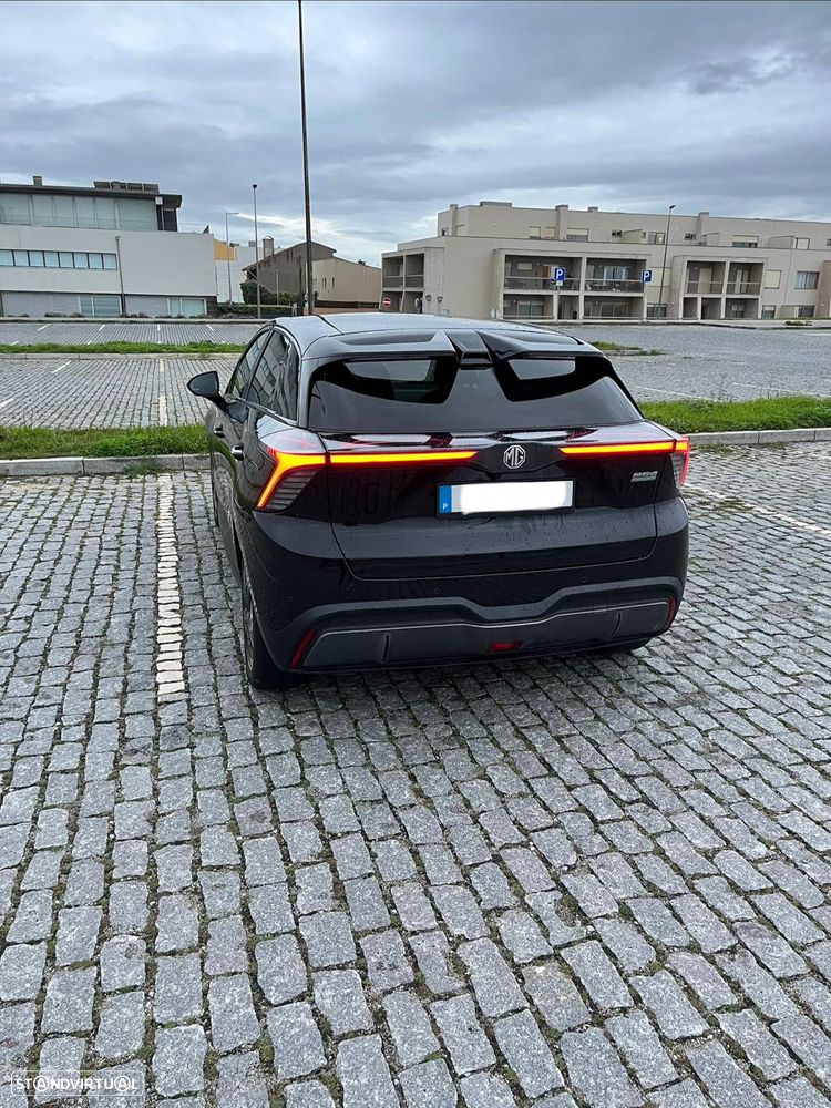 MG MG4 4 Luxury 64 kWh - 5