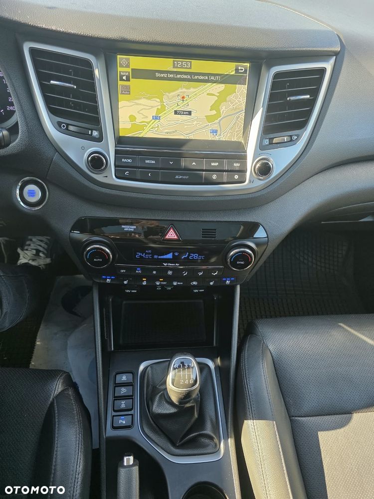 Hyundai Tucson - 28