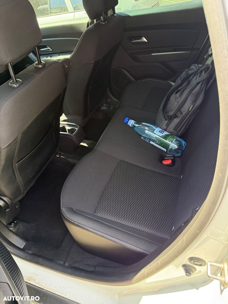 Dacia Duster 1.5 dCi 4x4 Laureate - 34