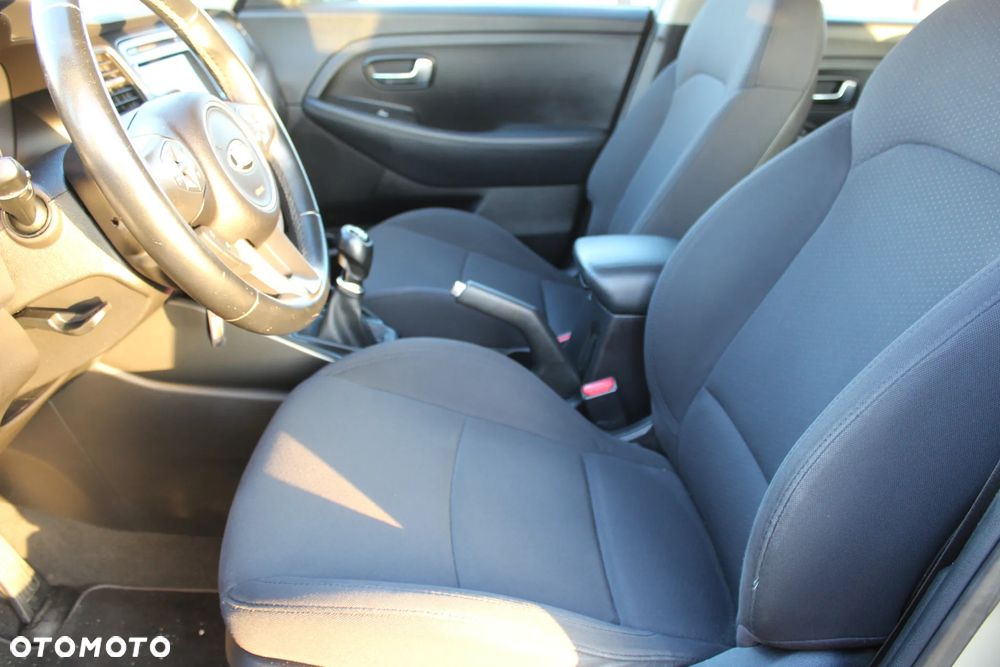 Kia Carens 1.6 GDI XL - 11