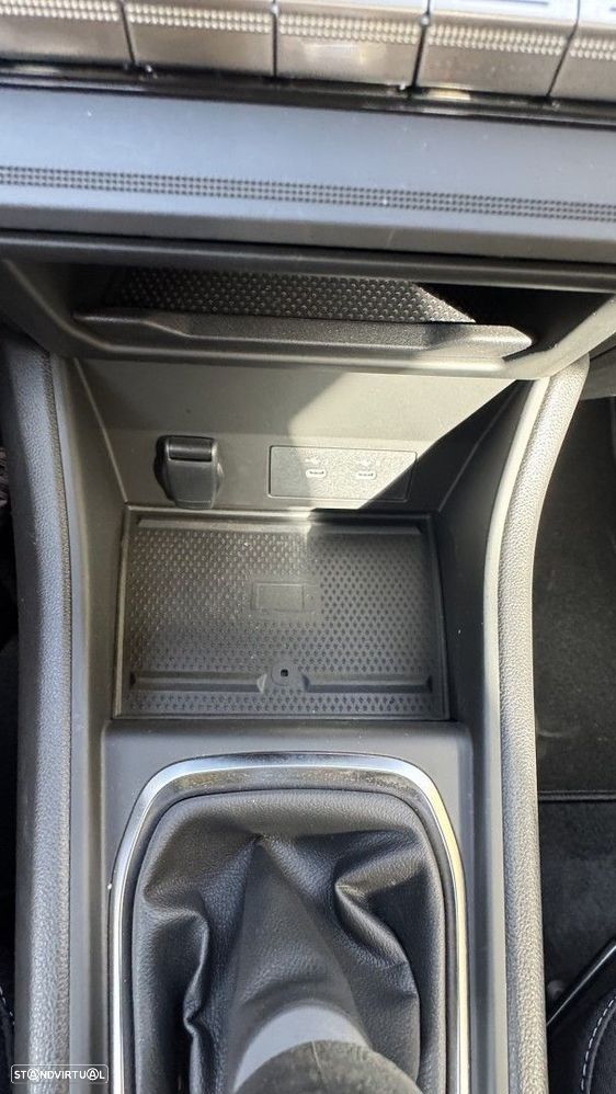 Renault Captur 1.0 TCe Techno Bi-Fuel - 23