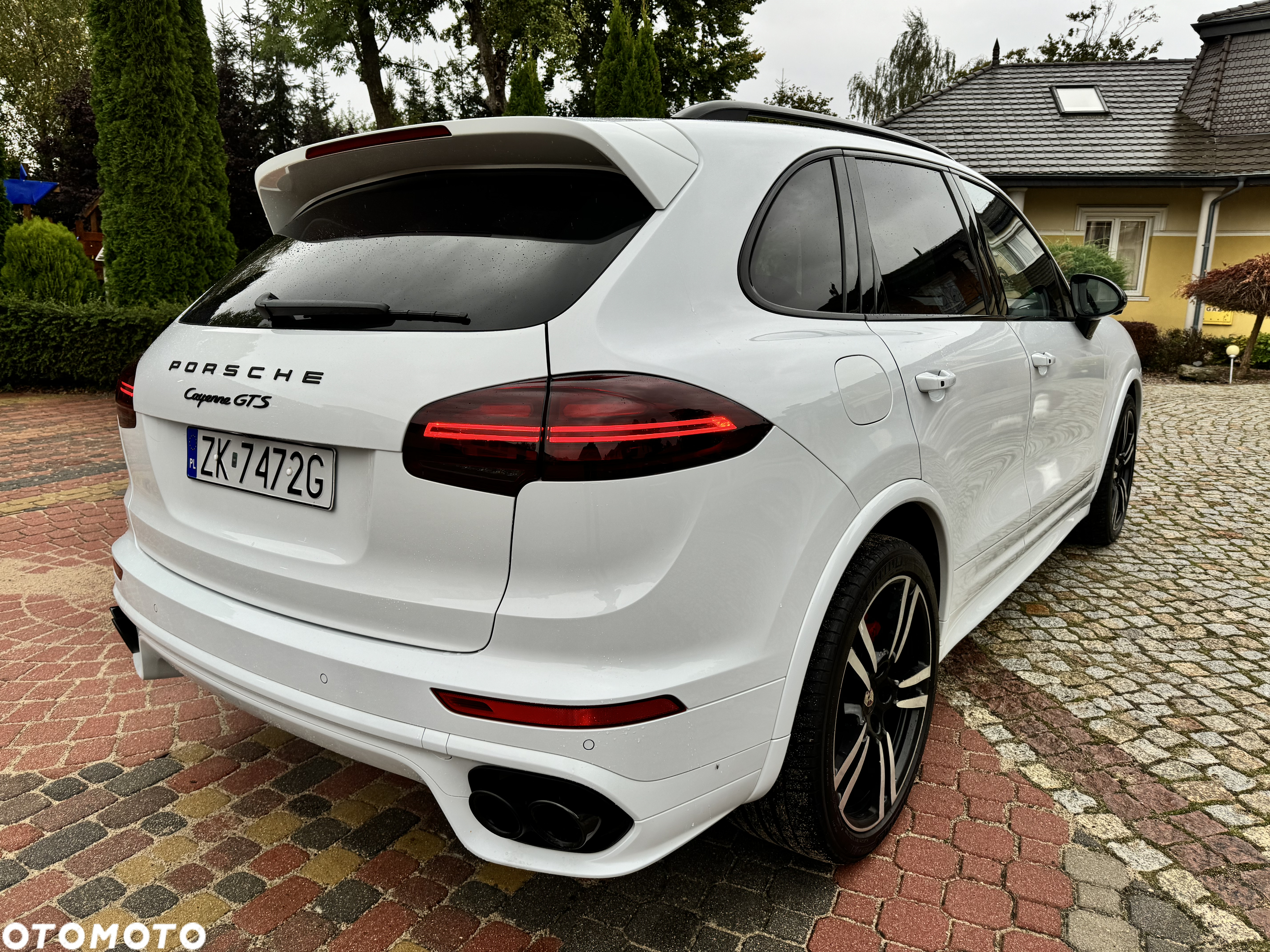 Porsche Cayenne GTS - 5