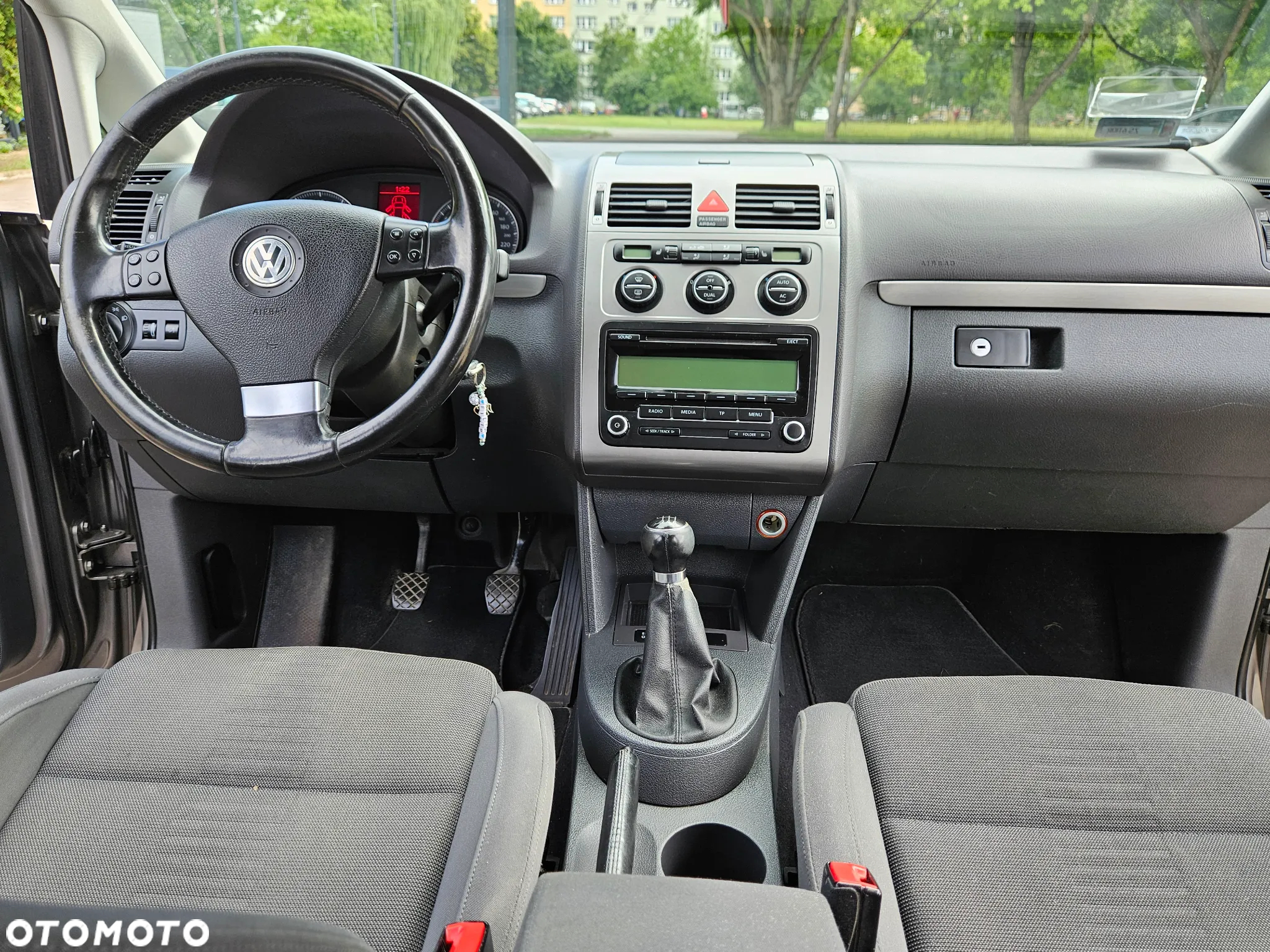 Volkswagen Touran 1.4 TSI Highline - 5