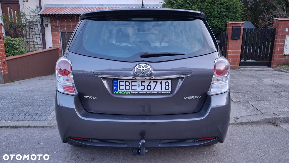 Toyota Verso 1.6 D-4D Prestige 7os EU6 - 5
