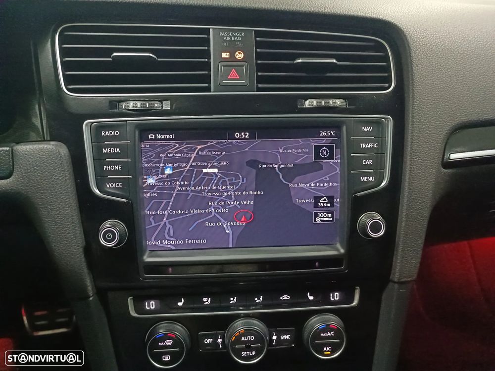 VW Golf GTI Performance BlueMotion DSG - 27