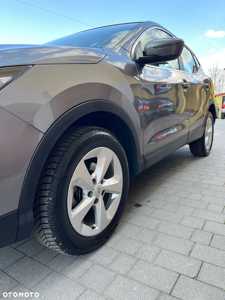 Nissan Qashqai 1.3 DIG-T N-WAY - 7