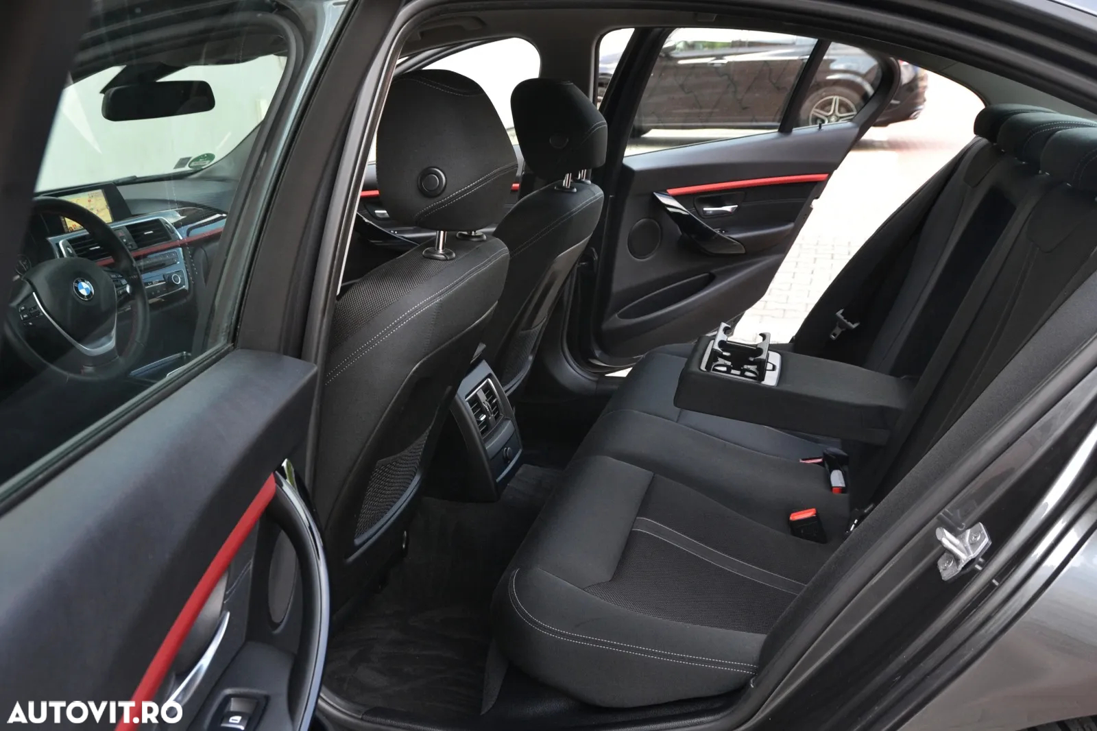 BMW Seria 3 - 18