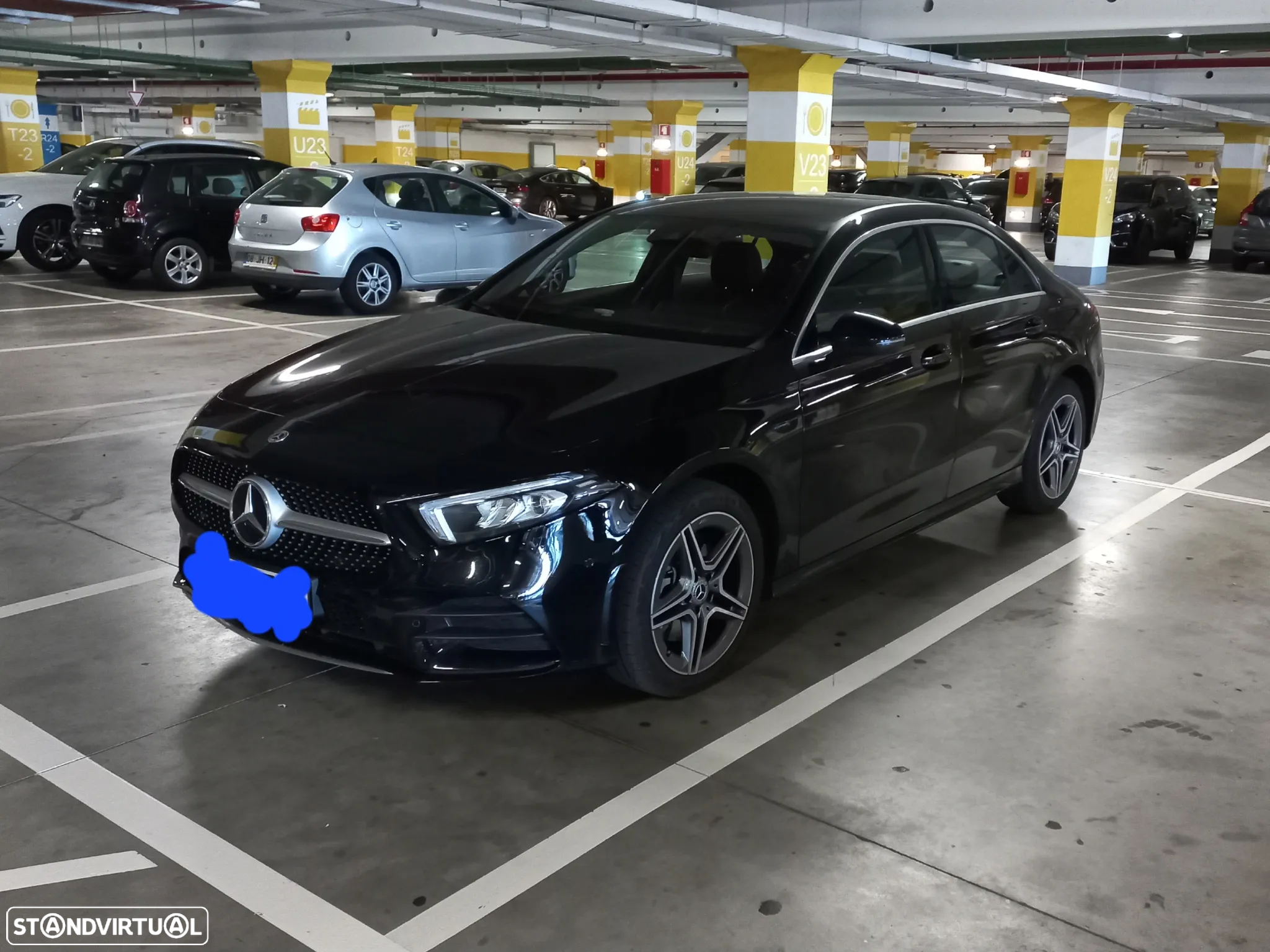 Mercedes-Benz A 250 Limousine e AMG Line - 21