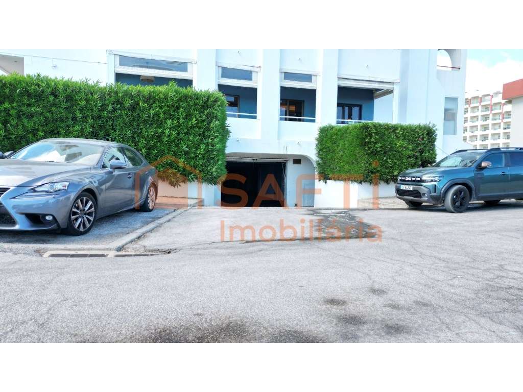 Garagem fechada com 20 m² em Nossa Senhora da Rocha - Porches - Arm... - Grande imagem: 4/18
