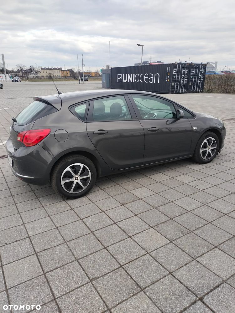 Opel Astra 1.6 ENERGY - 4