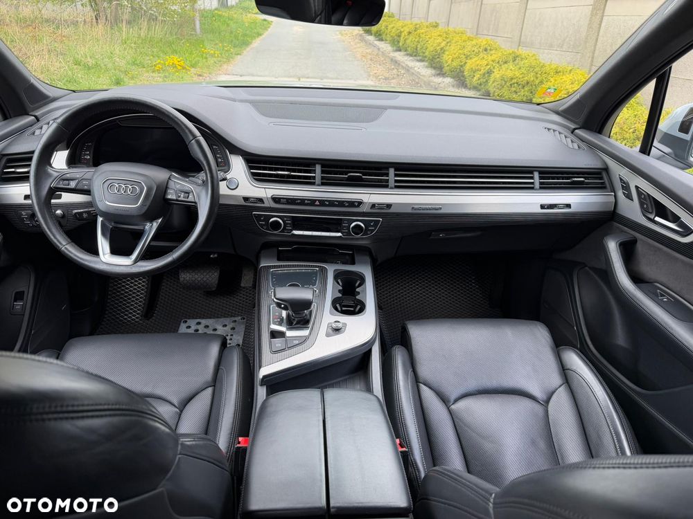 Audi Q7 - 9