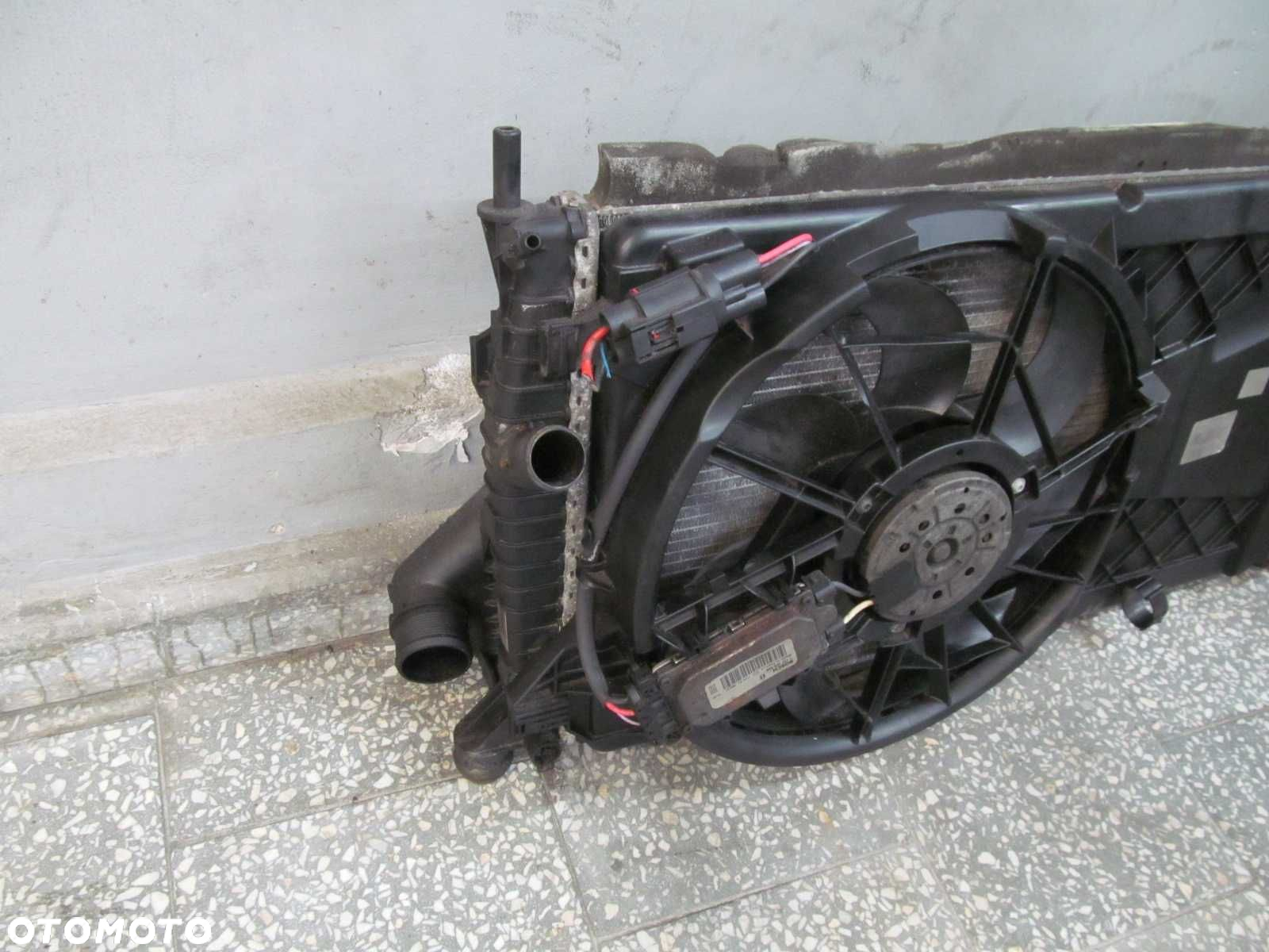 FORD FOCUS MK2 TDCI CHLODNICA WODY INTERCOOLER WENTYLATOR 8V61-9L440-AC 0130307130 1137328558 04-09 - 7