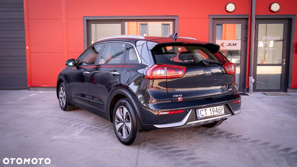 Kia Niro 1.6 GDI Hybrid L - 6