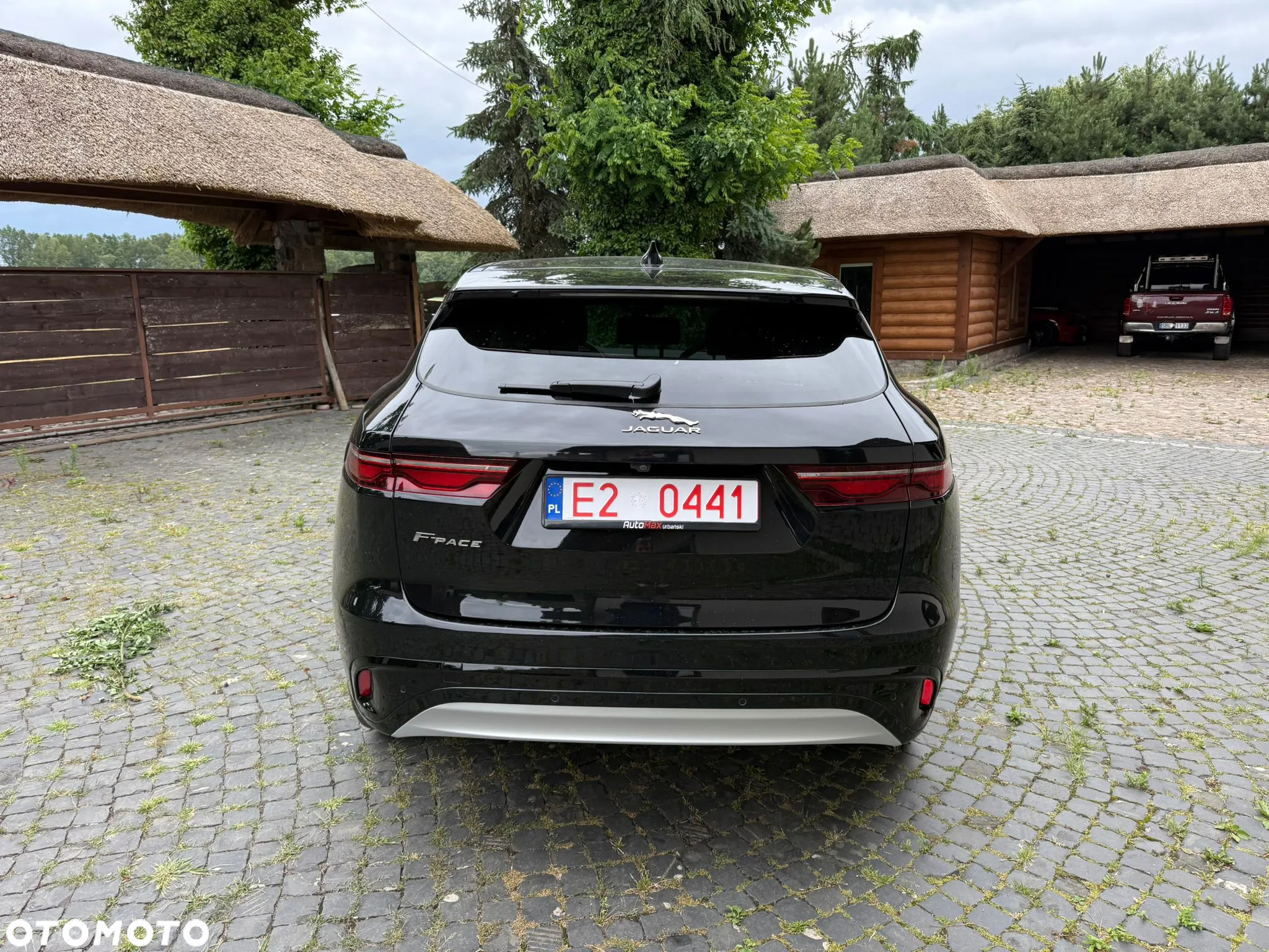 Jaguar F-Pace P250 AWD R-Dynamic Black - 3