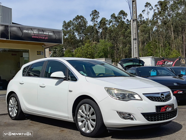 Opel Astra 1.4 Cosmo S/S