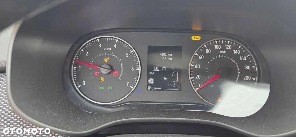 Dacia Sandero 1.0 TCe Comfort - 29