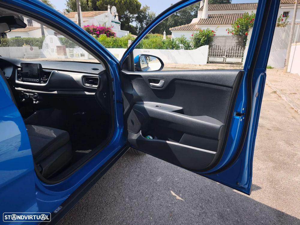 Kia Stonic 1.2 MPi Dynamic - 8