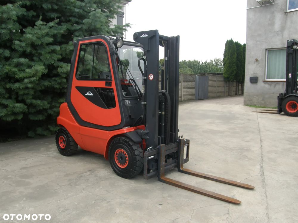 Linde H25T-03 2002rok wolny skok przesuw sprowadzony - 12