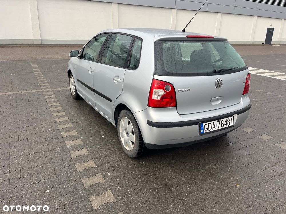 Volkswagen Polo 1.4 16V Highline - 7